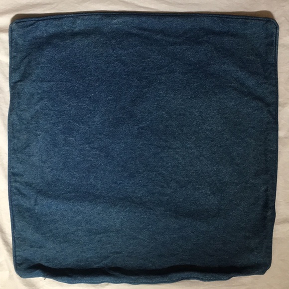 Bundle of 4 Broyhill Denim Pillow Covers - Picture 1 of 13